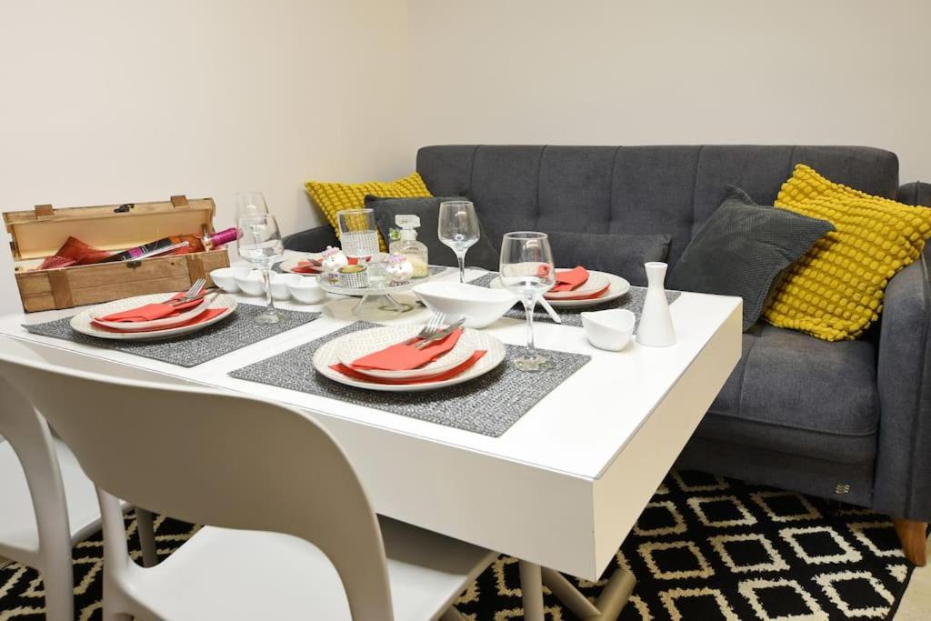 Uni Cozy City Apartment Родос Экстерьер фото
